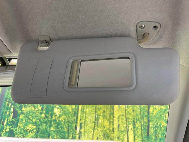 �y�o�j�e�B�~���[�z�T���o�C�U�[���ɐݒu���ꂽ�~���[�Őg�����Ȃ݃`�F�b�N!������Ƃ������C�N�����ɂ����􂵂܂���