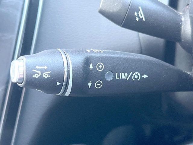 ���f�B�X�g���j�b�N�v���X:�s�s�A�x�O�A�������H�Ȃǂ̑��s���ɁA�X�e���I�}���`�p�[�p�X�J�����ƃ��[�_�[�Z���T�[�ɂ��A�O���Ԃ�F�����đ��x�ɉ������Ԋԋ������ێ����鎟����̃N���R��!