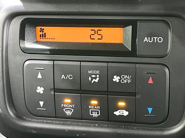 �y�I�[�g�G�A�R���z��x���D�݂̉��x�ɐݒ肷��΁A�ԓ��̉��x�����m�����ʂ≷�x�������Œ����B����&hellip;����&hellip;�Ɖ��x���X�C�b�`���������K�v�͂���܂���B���K�Ȏԓ���Ԃɂ͕K�{�̋@�\�ł��ˁ�