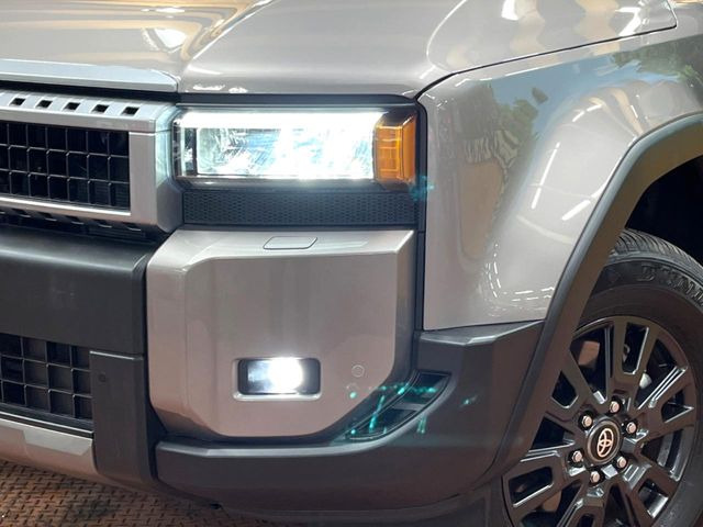 �yLED�w�b�h���C�g�z���V����ԑ��s�����ǍD�Ȏ��E���m�ۂ����S���ĉ^�]�ł��鍂�P�xLED�w�b�h���C�g�𑕔�!�_�����x�������A����d�͂��}�����Ă��܂��B