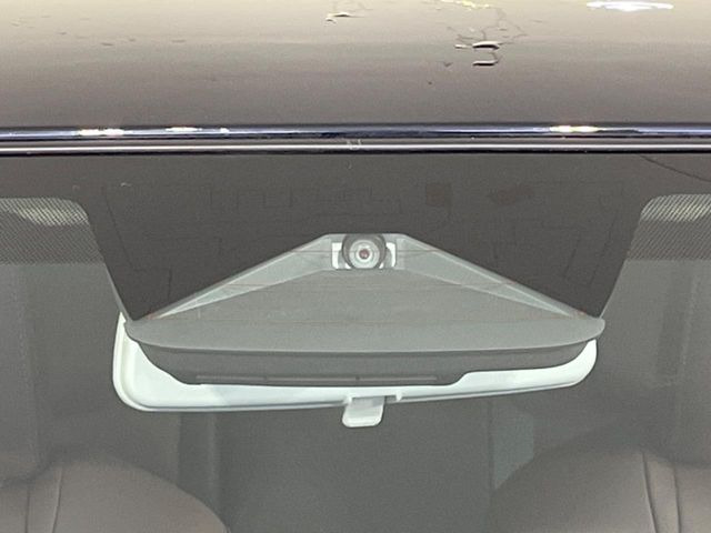 �y�X�Y�L �Z�[�t�e�B�T�|�[�g�z���s���ɑO���̎ԗ�����F�����A�Փ˂������Ȏ��͌x��ƃu���[�L�ŏՓˉ���Ɣ�Q�y�����A�V�X�g�B�����S�Ƀh���C�u�����y���݂��������܂��B