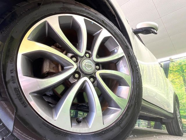 �y����17�C���`�A���~�z�C�[���z�O�ςɃ}�b�`���������A���~�z�C�[���𑕒����Ă���܂��B�e��ЊO�A���~�z�C�[����A�X�^�b�h���X�^�C�����戵�����Ă���܂��B���񂲑��k����������