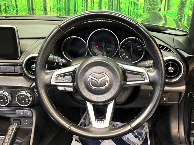 �y�����v�����X�e�A�����O�z�㎿�Ȋv���g�p���邱�ƂŁA��ɂ����������݂ƂĂ��^�]���₷���n���h���ł���