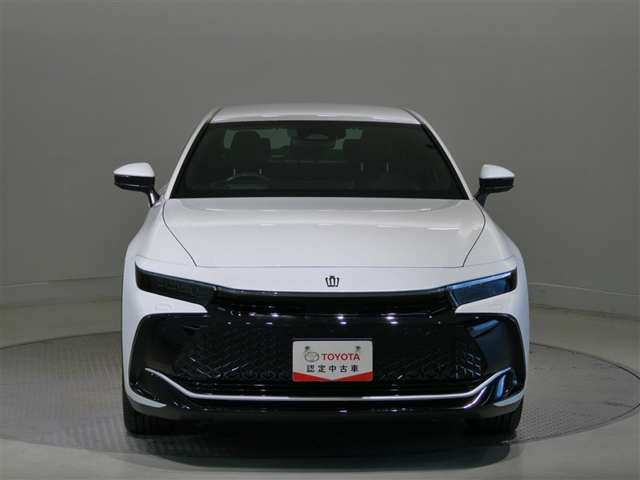 クラウンクロスオーバー2.5 G アドバンスト レザー パッケージ E-Four 4WD