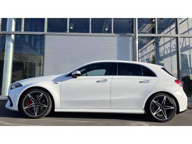AクラスAMG A45 S 4マチックプラス 4WD