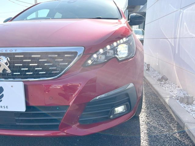 ��LED�w�b�h���C�g:��ԑ��s�����ǍD�Ȏ��E���m�ۂ����S���ĉ^�]�ł��鍂�P�xLED�w�b�h���C�g�𑕔�!�_�����x�������A����d�͂��}�����Ă��܂��B