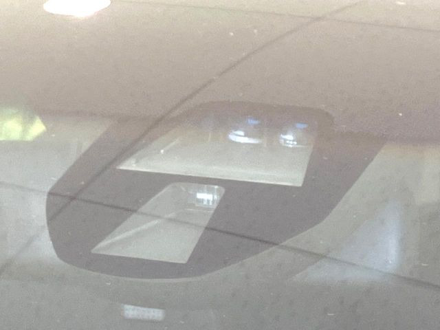 �y�V�e�B�u���[�L�A�N�e�B�u�V�X�e���z�ᑬ���s���ɑO���̎ԗ�����F�����A�Փ˂������Ȏ��͌x��ƃu���[�L�ŏՓˉ���Ɣ�Q�y�����A�V�X�g�B�����S�Ƀh���C�u�����y���݂��������܂��B