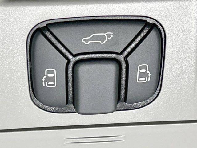 �y�����p���[�X���C�h�h�A�z�X�}�[�g�L�[��^�]�Ȃ̃X�C�b�`�Ō�ȗ����X���C�h�h�A�̊J���\���d��������͂����ăh�A���J����K�v�������A�����Ȃ��q�l�ł��ȒP�ɊJ���߂ł����K�ł���