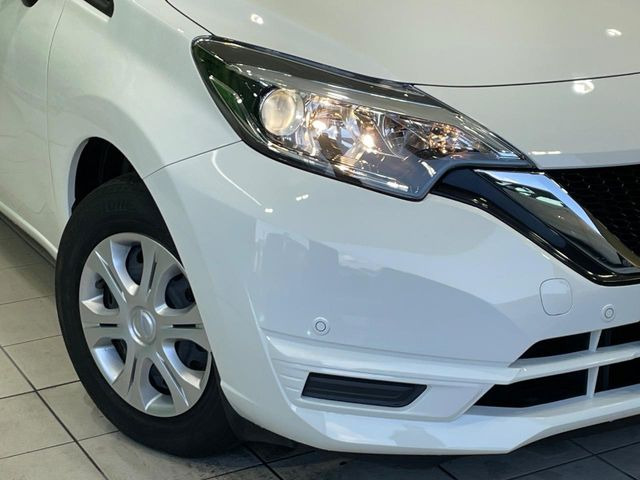 �yLED�w�b�h���C�g�z���V����ԑ��s�����ǍD�Ȏ��E���m�ۂ����S���ĉ^�]�ł��鍂�P�xLED�w�b�h���C�g�𑕔�!�_�����x�������A����d�͂��}�����Ă��܂��B