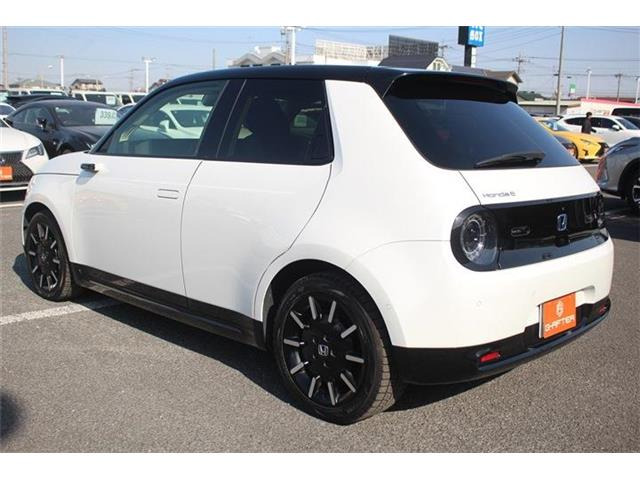 ���Ǝҗl�ւ̔̔��͂��f�肳���Ă��������܂��B �Ԍ������ԗ��̏ꍇ�́A�Ԍ����擾�������x�������z�ŕ\�����Ă���܂��B