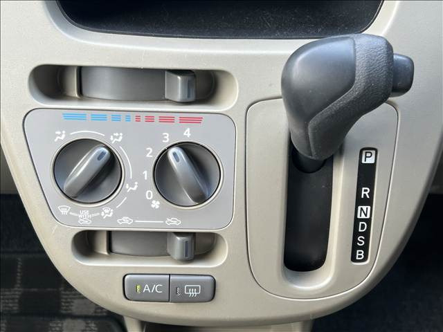 �F�l�̂����X�A�y�X�}�C���X�^�b�t�ꓯ���҂����Ă���܂�!���Ј�x�A�����X����������