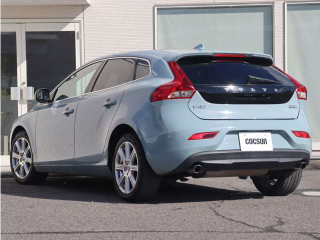 �V�i�����o�b�e���[�̓h�C�c��VARTA(�o���^)���g�p���܂��B���B�Ԃ̏����i�ɍ̗p����鍂�i���o�b�e���[�ł��B