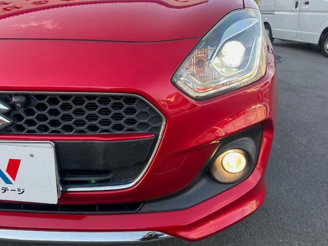 �yLED�w�b�h���C�g�z���V����ԑ��s�����ǍD�Ȏ��E���m�ۂ����S���ĉ^�]�ł��鍂�P�xLED�w�b�h���C�g�𑕔�!�_�����x�������A����d�͂��}�����Ă��܂��B