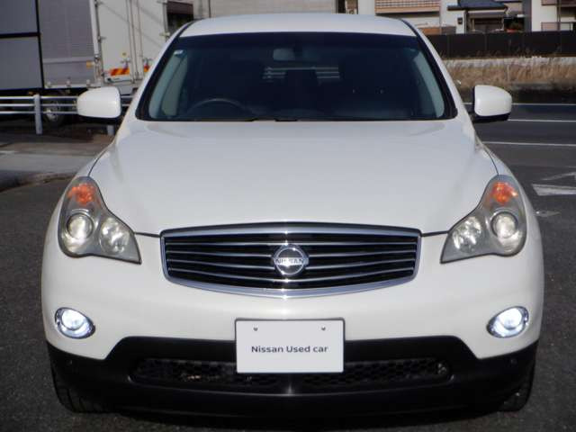 スカイラインクロスオーバー3.7 370GT タイプP