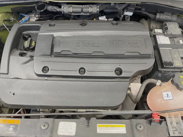 �����X�ł́A�e���[�J�[�̐�p�f�f�e�X�^�[�𓱓��B���Ǝ��i�����e�N�j�J���X�^�b�t���풓���Ă���܂��̂ŁA������̍ۂɂ����S���Ă����p���������܂��B