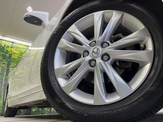 �y����16�C���`�A���~�z�C�[���z�O�ςɃ}�b�`���������A���~�z�C�[���𑕒����Ă���܂��B�e��ЊO�A���~�z�C�[����A�X�^�b�h���X�^�C�����戵�����Ă���܂��B���񂲑��k����������