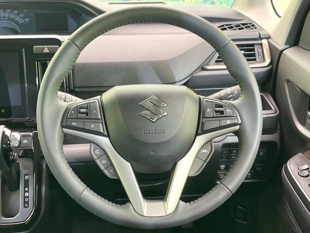 �y�����v�����X�e�A�����O�z�㎿�Ȋv���g�p���邱�ƂŁA��ɂ����������݂ƂĂ��^�]���₷���n���h���ł���