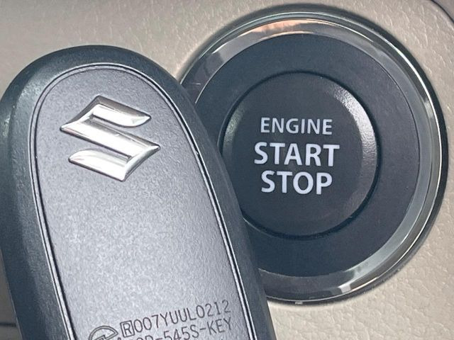 �y�L�[���X�X�^�[�g�V�X�e���z�J�o����|�P�b�g�ɓ��ꂽ�܂܂ł��h�A�̎{���E�������\�ȃX�}�[�g�L�[�𑕔��B�G���W���̃I���E�I�t�����J�M�����o���K�v����������Ƃ��Ă��֗��ł���