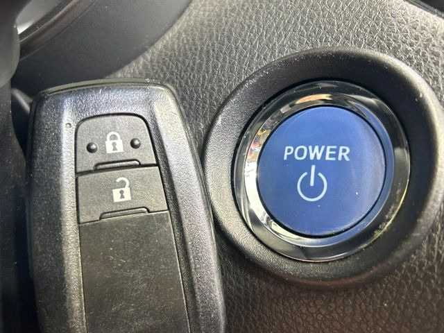 �y�X�}�[�g�L�[�z�J�o����|�P�b�g�ɓ��ꂽ�܂܂ł��h�A�̎{���E�������\�ȃX�}�[�g�L�[�𑕔��B�G���W���̃I���E�I�t�����J�M�����o���K�v����������Ƃ��Ă��֗��ł���