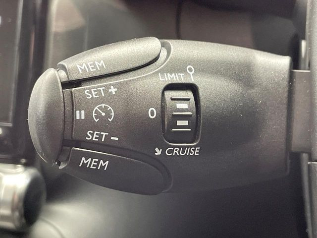 ���N���[�Y�R���g���[��:�������H�⎩���Ԑ�p���H���ɂāA�葬���q���\�ƂȂ�֗��ȋ@�\�ł��B�������ړ��̍ۂł����ɂ����֗��ɂ��g�����������܂���