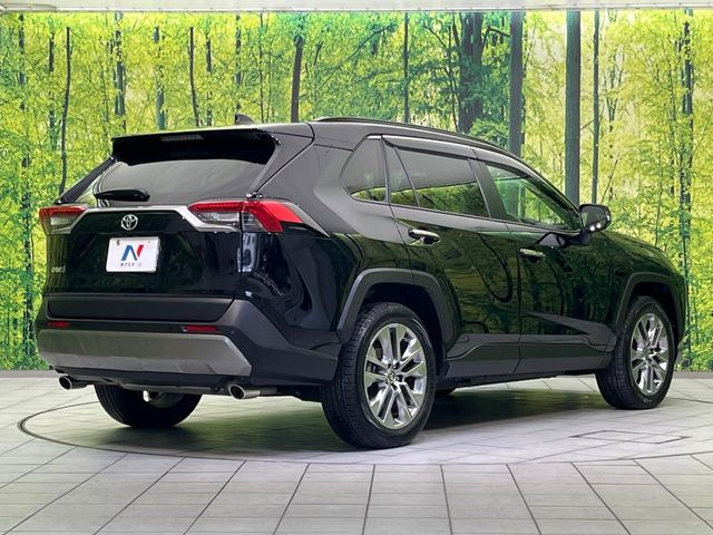 ☆全国のネクステージからお取り寄せが可能※!遠方の店舗に展示してあるクルマが気になる場合も、最寄りの店舗でご覧いただくことが可能です!是非私たちに要望をお聞かせください!※別途費用