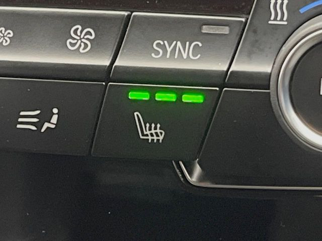 ���t�����g�V�[�g�q�[�e�B���O:�^�]�ȁE����ȋ��ɎO�i�K�Œ��߂��\�ȃV�[�g�q�[�^�[�𑕔����Ă���܂��B�G�߂��킸���K�ɂ��g�p���������܂��B