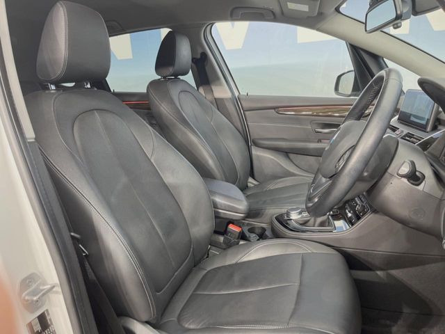 ���V�[�g�̎g�p��:�j��E�ւ�������Ȃ��A�����̒ʂ肫�ꂢ�ȏ�Ԃ��ێ����Ă���܂��B�܂��A�����N���[�j���O�E�R�[�e�B���O�����p�����������܂��B