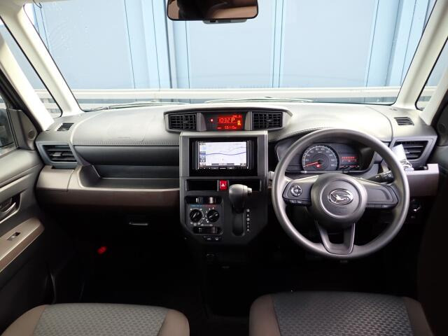 �C���p�l�摜�ɂȂ�܂��B�ԓ��͐��Ǝ҂ɂĎ����N���[�j���O�{�H�ς݂Ȃ̂ŁA��ϐ����ł��B