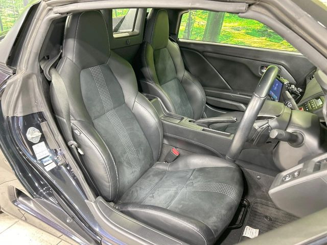 �y�n�[�t���U�[�V�[�g�z�������ƍ���S�n�𗼗������l�C�̃V�[�g���w�ʁE���ʂ̃t�@�u���b�N�f�ނ́A�ʋC���̗ǂ��⊊��ɂ����ɗD��Ă��܂��B�C���╞���ɍ��E���ꂸ���K�ɂ���肢�������܂��B