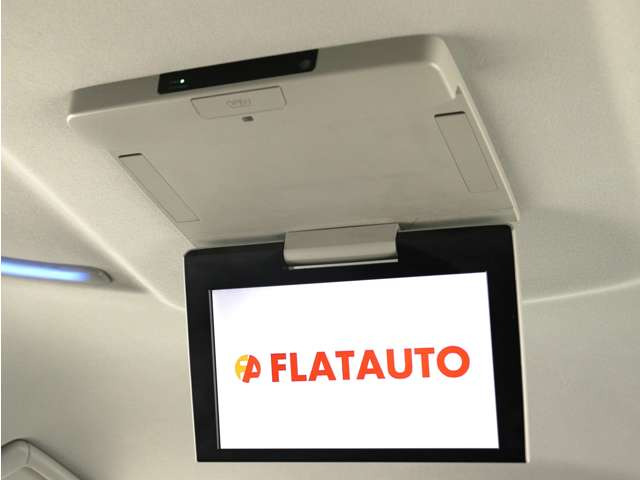 【後席モニター!】フリップダウンモニター完備!お子さまも映像を見ながら、快適に楽しくお過ごしいただけます♪ミニバンでは欠かせない大人気装備です!!