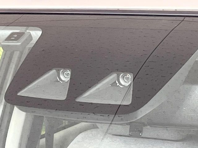 �y�X�}�[�g�A�V�X�g�z���s���ɑO���̎ԗ�����F�����A�Փ˂������Ȏ��͌x��ƃu���[�L�ŏՓˉ���Ɣ�Q�y�����A�V�X�g�B�����S�Ƀh���C�u�����y���݂��������܂��B