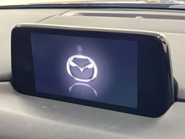 �y�}�c�_�R�l�N�g�i�r�z�ԓ��̕��͋C�Ƀ}�b�`������̌^�^�C�v�̃i�r�B�e����q�ݒ��Bluetooth�Đ����A�l�X�ȋ@�\���y���߂܂��B�����I�ȃ_�C�������삪�\�ŁA�g��������ǍD�ł��B