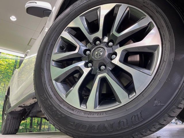 �y�����I�v�V����19�C���`�A���~�z�C�[���z�����I�v�V�����z�C�[���𑕒��B���s���\�̌���ɉ����A�O�ς����X�^�C���b�V���ɂȂ��Ă��܂��B