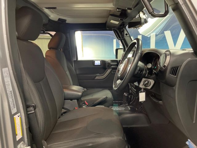 ���㕔���Ȃ��C�ɂȂ�悤�ȃL�Y�E�����ւ��蓙�A�傫�ȃ_���[�W�͂Ȃ��A�ǍD�ȏ�Ԃł��B