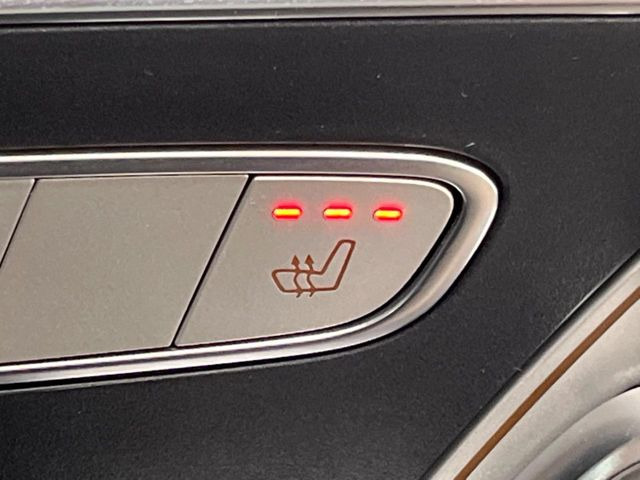 ���t�����g�V�[�g�q�[�e�B���O:�^�]�ȁE����ȋ��ɎO�i�K�Œ��߂��\�ȃV�[�g�q�[�^�[�𑕔����Ă���܂��B�G�߂��킸���K�ɂ��g�p���������܂��B