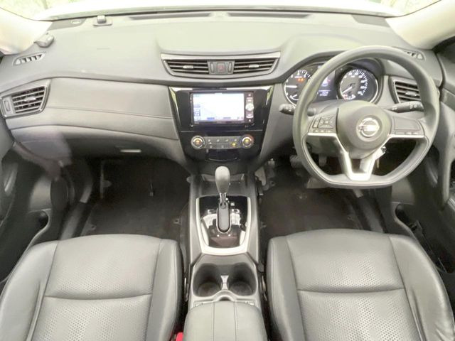 エクストレイル2.0 20S