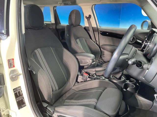 ���V�[�g�̎g�p��:�j��E�ւ�������Ȃ��A�����̒ʂ肫�ꂢ�ȏ�Ԃ��ێ����Ă���܂��B�܂��A�����N���[�j���O�E�R�[�e�B���O�����p�����������܂��B