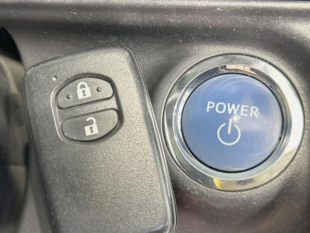 �y�X�}�[�g�L�[�z�J�o����|�P�b�g�ɓ��ꂽ�܂܂ł��h�A�̎{���E�������\�ȃX�}�[�g�L�[�𑕔��B�G���W���̃I���E�I�t�����J�M�����o���K�v����������Ƃ��Ă��֗��ł���