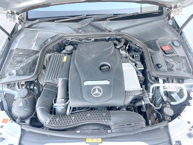 �����X�ł́A�e���[�J�[�̐�p�f�f�e�X�^�[�𓱓��B���Ǝ��i�����e�N�j�J���X�^�b�t���풓���Ă���܂��̂ŁA������̍ۂɂ����S���Ă����p���������܂��B