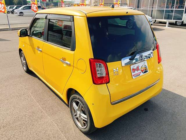 ���X�ł͌y�����Ԃ��畁�ʎԂ܂ŕ��L���I�[�����[�J�[�̎Ԏ�E�F�E�O���[�h��L�x�ɑ����Ă���܂��B