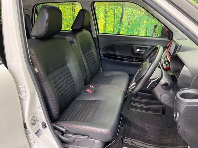 �y�n�[�t���U�[�V�[�g�z�������ƍ���S�n�𗼗������l�C�̃V�[�g���w�ʁE���ʂ̃t�@�u���b�N�f�ނ́A�ʋC���̗ǂ��⊊��ɂ����ɗD��Ă��܂��B�C���╞���ɍ��E���ꂸ���K�ɂ���肢�������܂��B