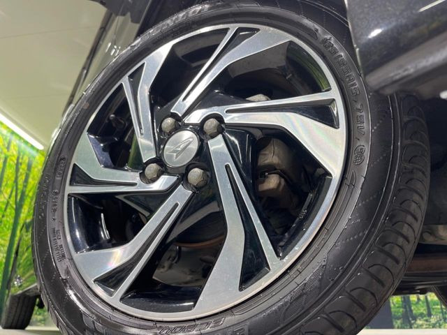 �y����15�C���`�A���~�z�C�[���z�O�ςɃ}�b�`���������A���~�z�C�[���𑕒����Ă���܂��B�e��ЊO�A���~�z�C�[����A�X�^�b�h���X�^�C�����戵�����Ă���܂��B���񂲑��k����������