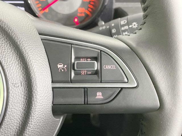 �y�A�_�v�e�B�u�N���[�Y�R���g���[���z�������H�ł̒��������s���y��!!�����ő��x��ۂN���[�Y�R���g���[�����A�Փˌy���V�X�e���ƘA�g���A�O���̎ԗ������m���ĎԊԂ�ۂ悤�ɑ��x���߂��Ă���܂�!!