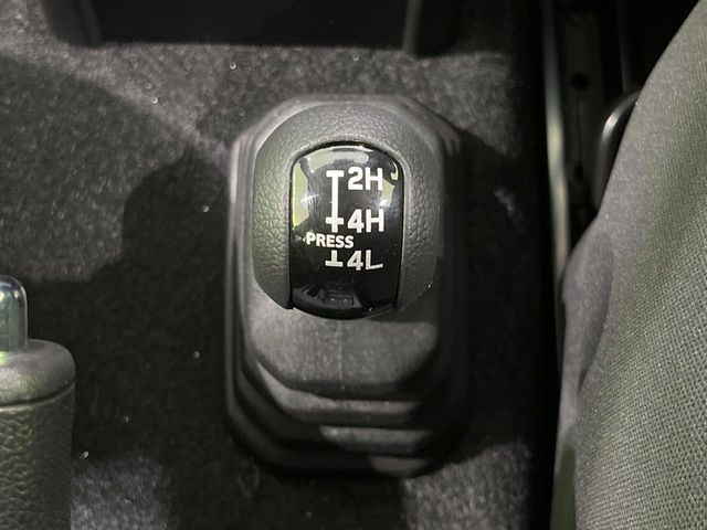 4WD�̂��Ԃł��̂ŁA�ᓹ�ł����S�ł���~��n�n��ɂ��Z�܂��̕��ȊO�ɂ��A�E�B���^�[�X�|�[�c����̕���~��n��֋A�Ȃ����@�������ɂ���������!