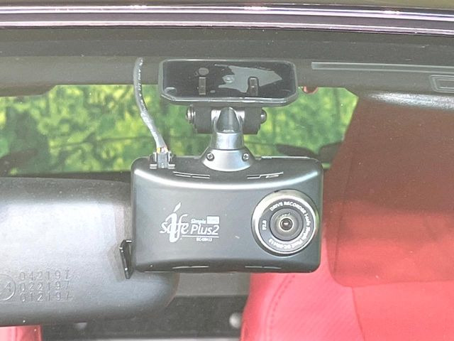 �y�h���C�u���R�[�_�[�z�h���C�u���R�[�_�[����!���s���͂������A������^�]�⎖�̂ɑ��������ہA�f���ŋL�^���A����̃��X�N�ɔ����܂��B���L�^�pSD�J�[�h�͂��q�l�����g�ł��������������K�v������܂��B