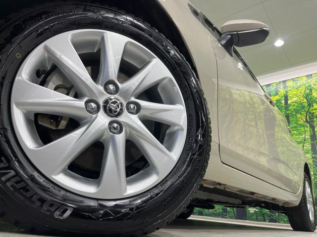 �y����15�C���`�A���~�z�C�[���z�O�ςɃ}�b�`���������A���~�z�C�[���𑕒����Ă���܂��B�e��ЊO�A���~�z�C�[����A�X�^�b�h���X�^�C�����戵�����Ă���܂��B���񂲑��k����������