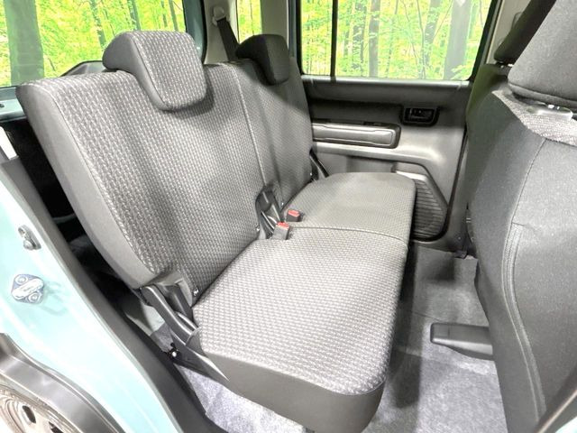 ���i���ȃI���W�i���t���A�}�b�g���I�v�V�����ɂĂ��p�ӂ��Ă���܂��B���D���ȃf�U�C����J���[�����Ԃɍ��킹�đI��ł����������Ƃ��ł��܂���