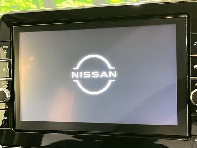 �y����9�^�i�r�z�l�C�̏����i�r�𑕔����Ă���܂��B�i�r�̎g���₷���͂������A�I�[�f�B�I�@�\���[��!�L�����v�◷�s�͂������A�ʋ΂┃�����ȂǕ��i�̃h���C�u���y�����Ȃ�͂���