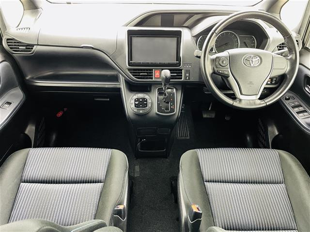 ヴォクシー2.0 ZS 煌