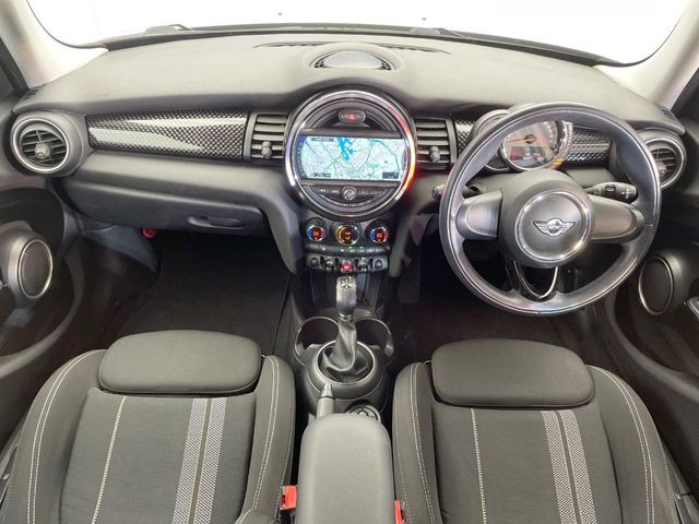 �A���ԃO���[�v���݌ɐ���2,000��!�S���̌n��X���烁�[�J�[�E�Ԏ��킸���Љ�o����̂ŁA���Ȃ��Ƀs�b�^���̂��Ԃ�������͂��ł���܂��͂��₢���킹��������